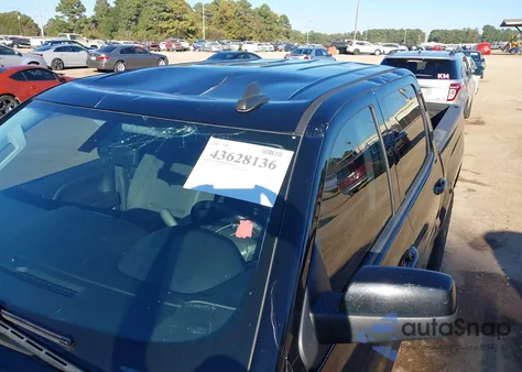 2018 Chevrolet Silverado 1500 1Lt z USA, uszkodzony, nr VIN 3GCPCREC5JG349813